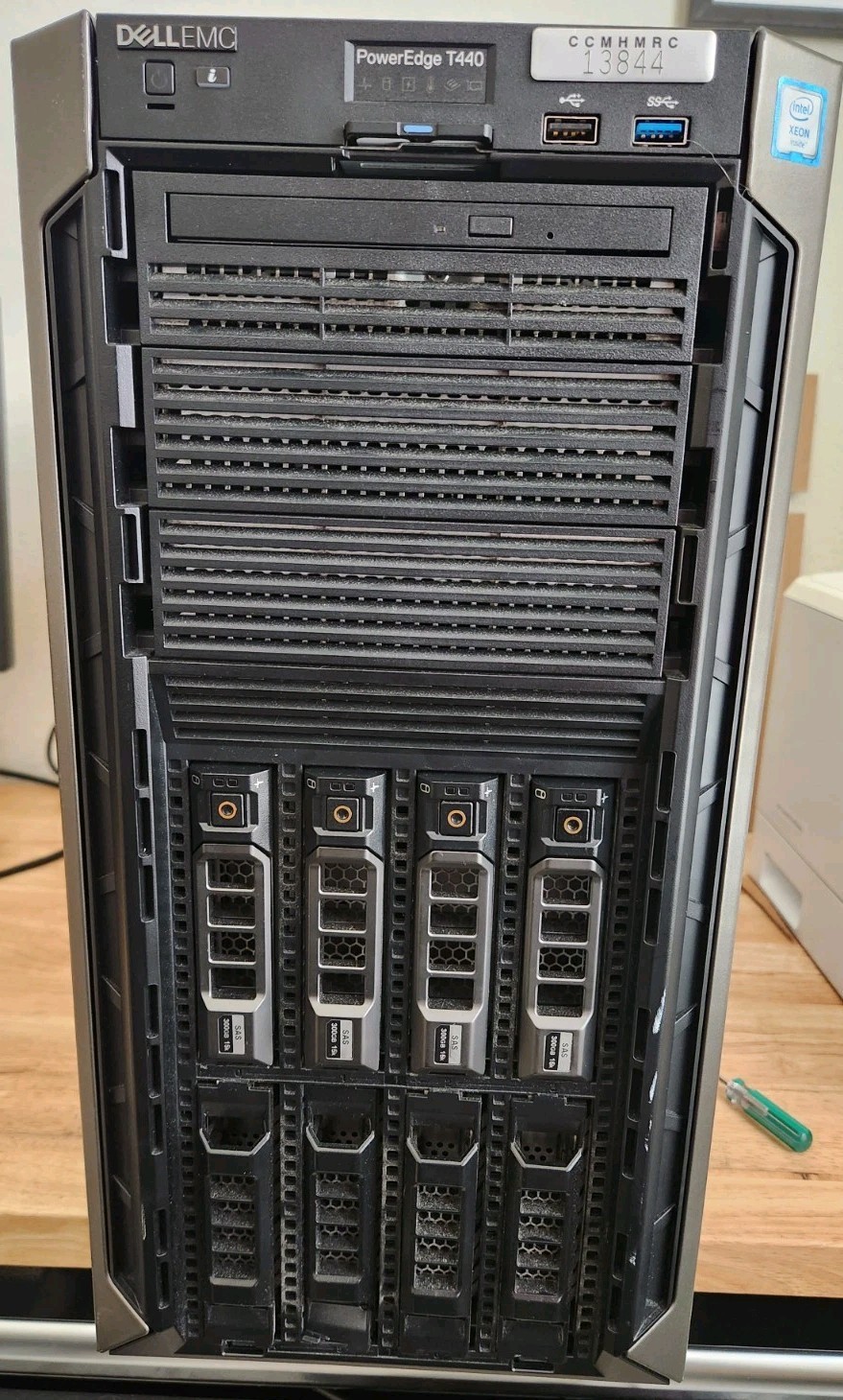 Dell PowerEdge T440 (2) Xeon Bronze 3104 12 Cores 32GB RAM 12TB SAS HDD H730P