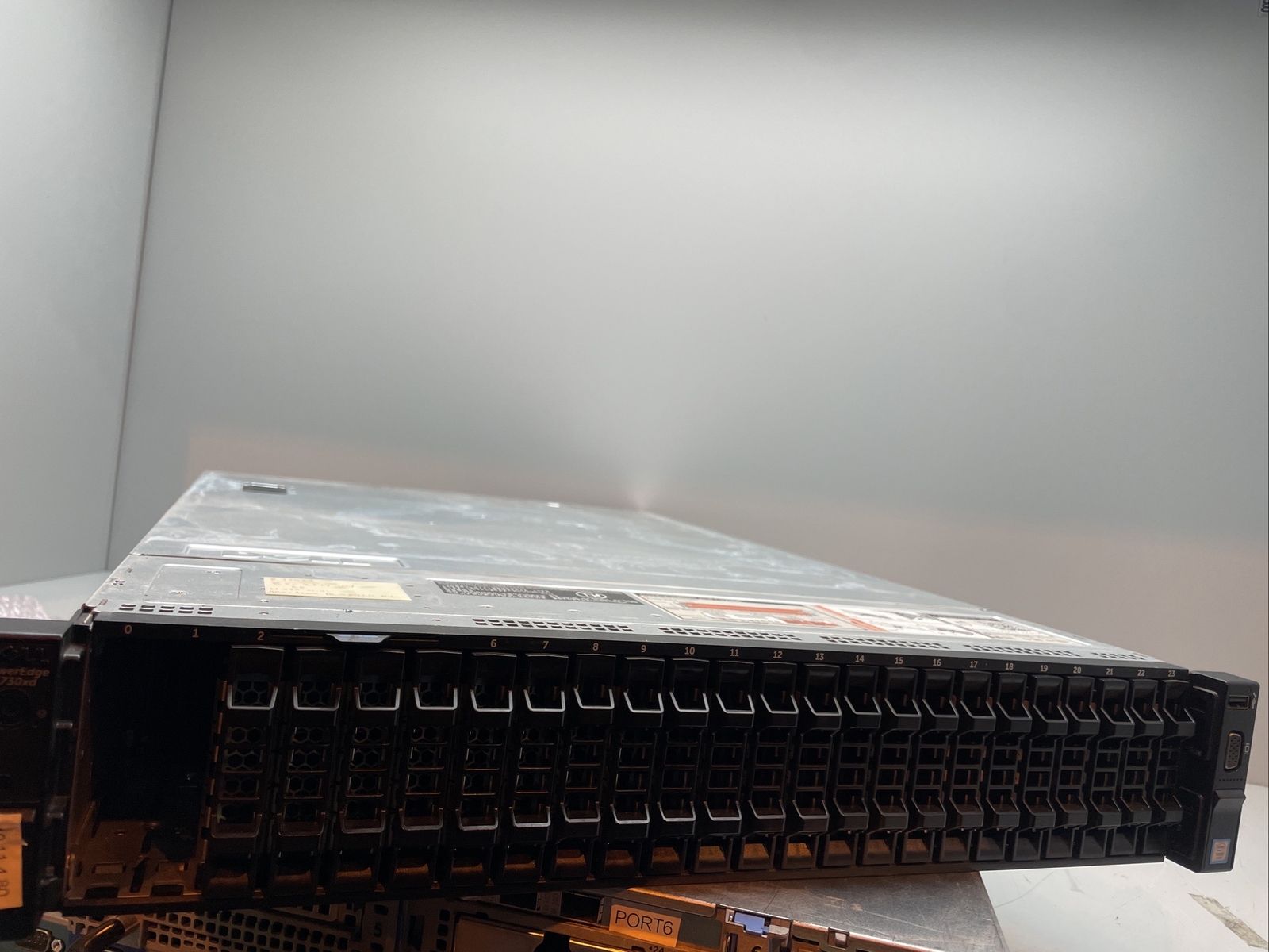 DELL PowerEdge R730XD Server 1x E5-2697v4 2.3GHz  32GB PC4 H730 4xRJ45 no hdd