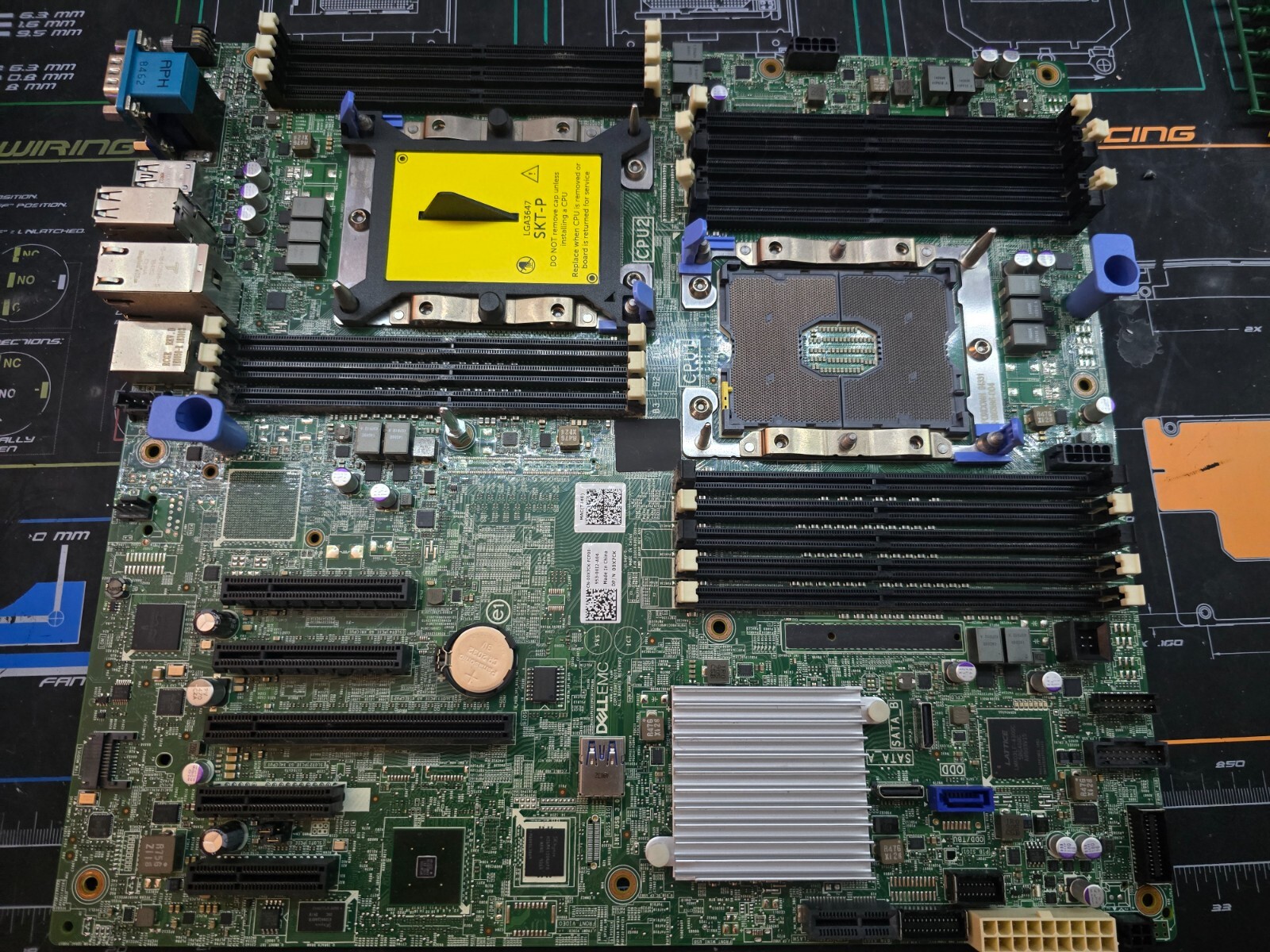 Dell PowerEdge T440 LGA3647 DDR4 Server Motherboard Dell P/N: 00X7CK Tested