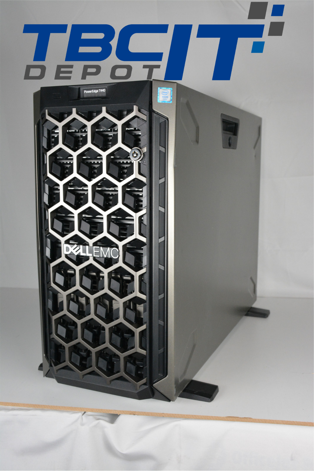 DELL PowerEdge T640 Server 2xGOLD 6154 3.00GHz 36C 768GB 8x10TB 12G SAS ENT H740