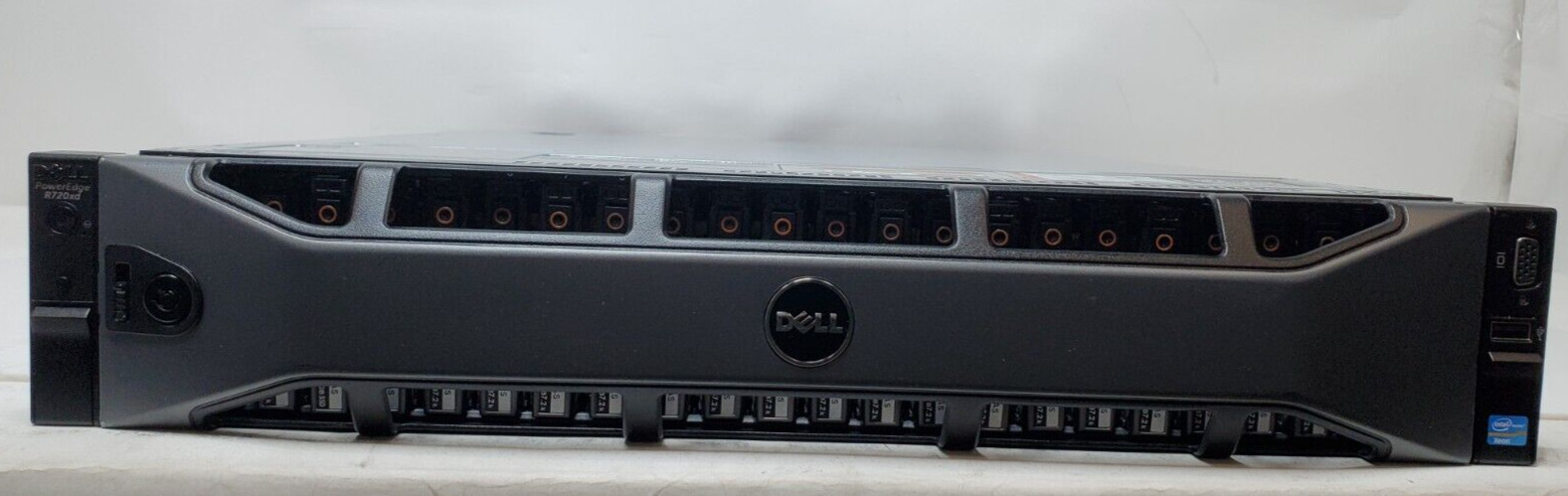 Dell PowerEdge R720xd 2x Xeon E5-2637 v2@3.50GHz 64GB DDR3 No HDDs