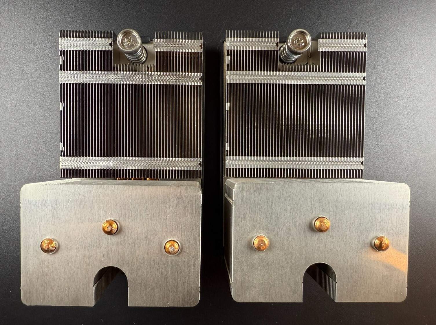 Pair of Dell PowerEdge R720 CPU Cooling Server Heatsink 05JW7M 5JW7M