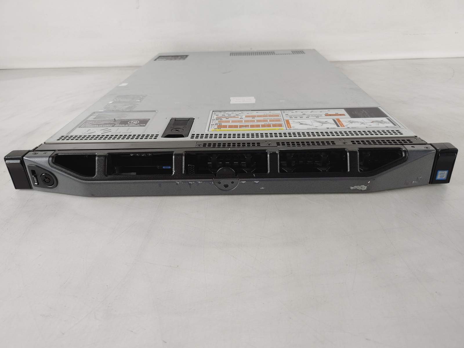 Dell PowerEdge R630 Xeon E5-2640 v3 32 GB DDR4 1U Storage Node No Drives/No OS
