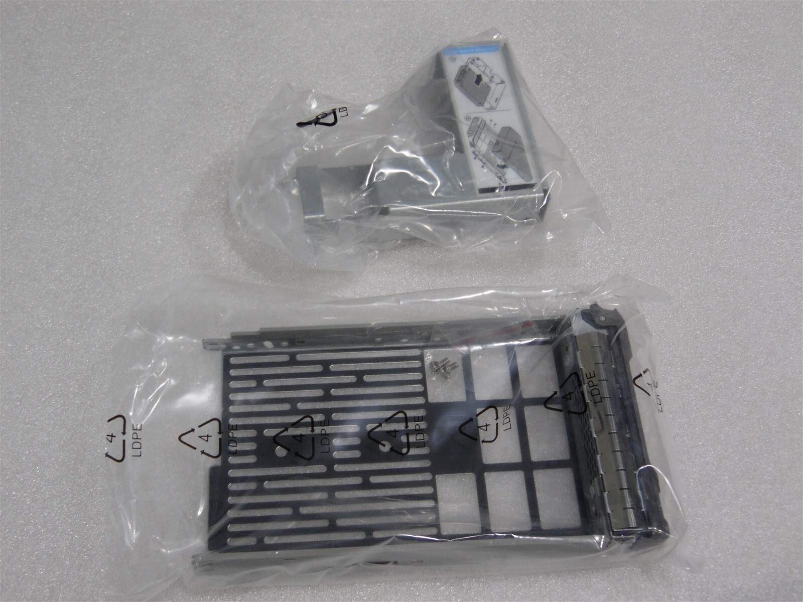 DELL EMC POWEREDGE SERVER T440 T640 LFF 3.5″ HDD TRAY W/ 2.5″ ADAPTER WH5D2