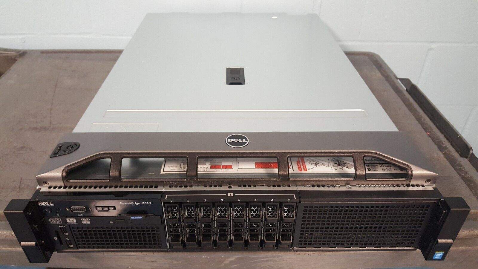 Dell PowerEdge R730, 2 sinks, SystemBoard, 8 trays H730,Idrac 8 Ent, 2x750w Psu