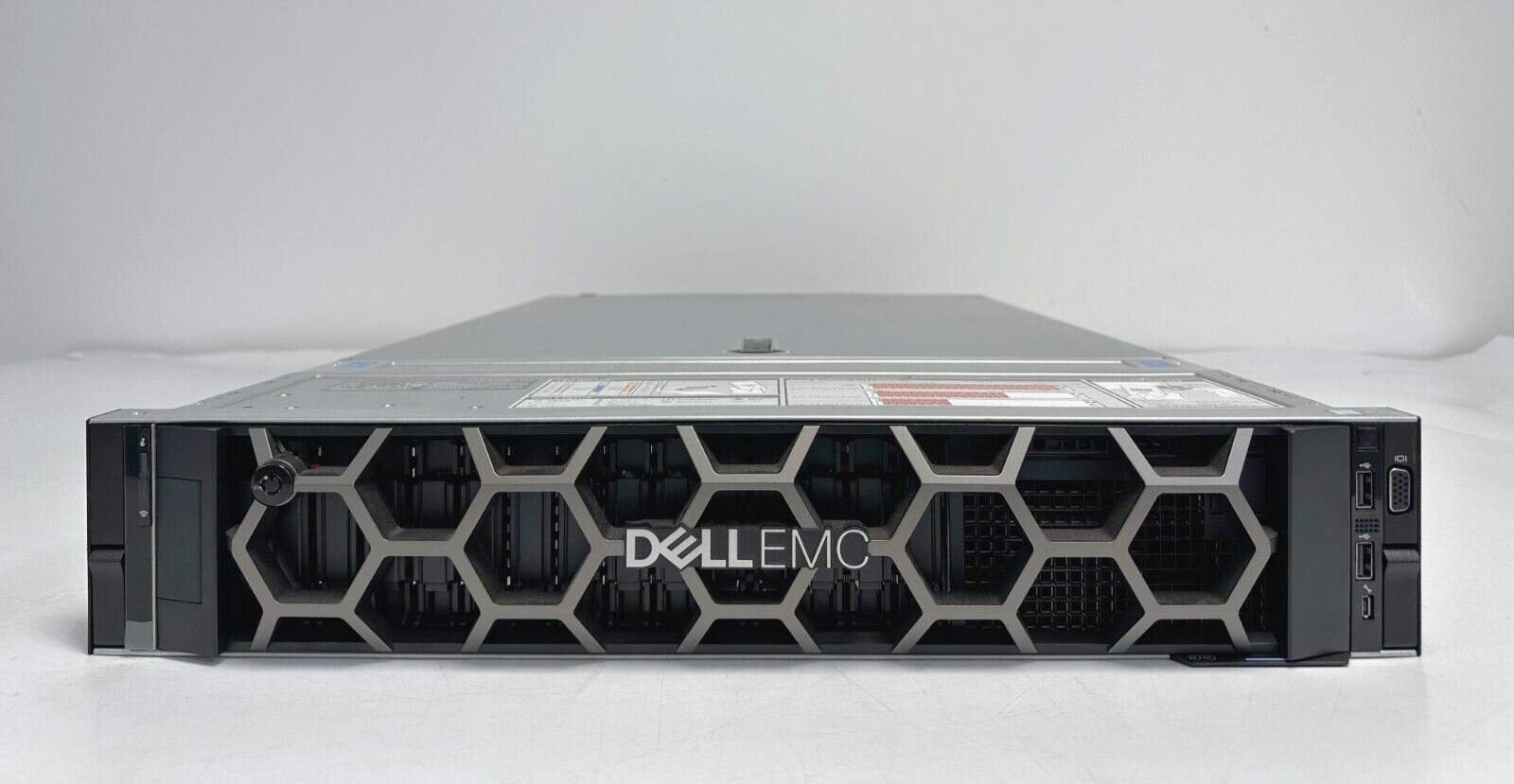 Dell PowerEdge R740 Server 2x Xeon-Gold 6248 1.5TB H730P 2x 3.84TB 12G SAS Rack