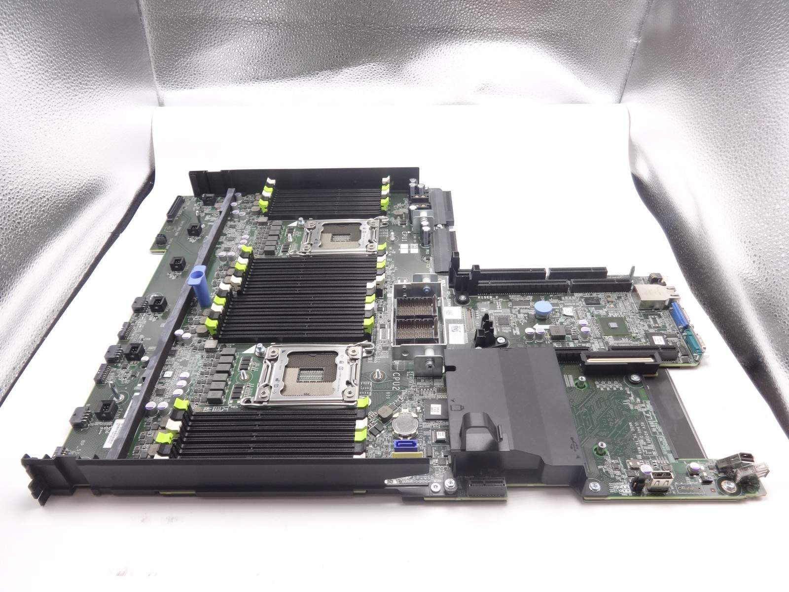 Dell YWR73 Poweredge R820 System Board