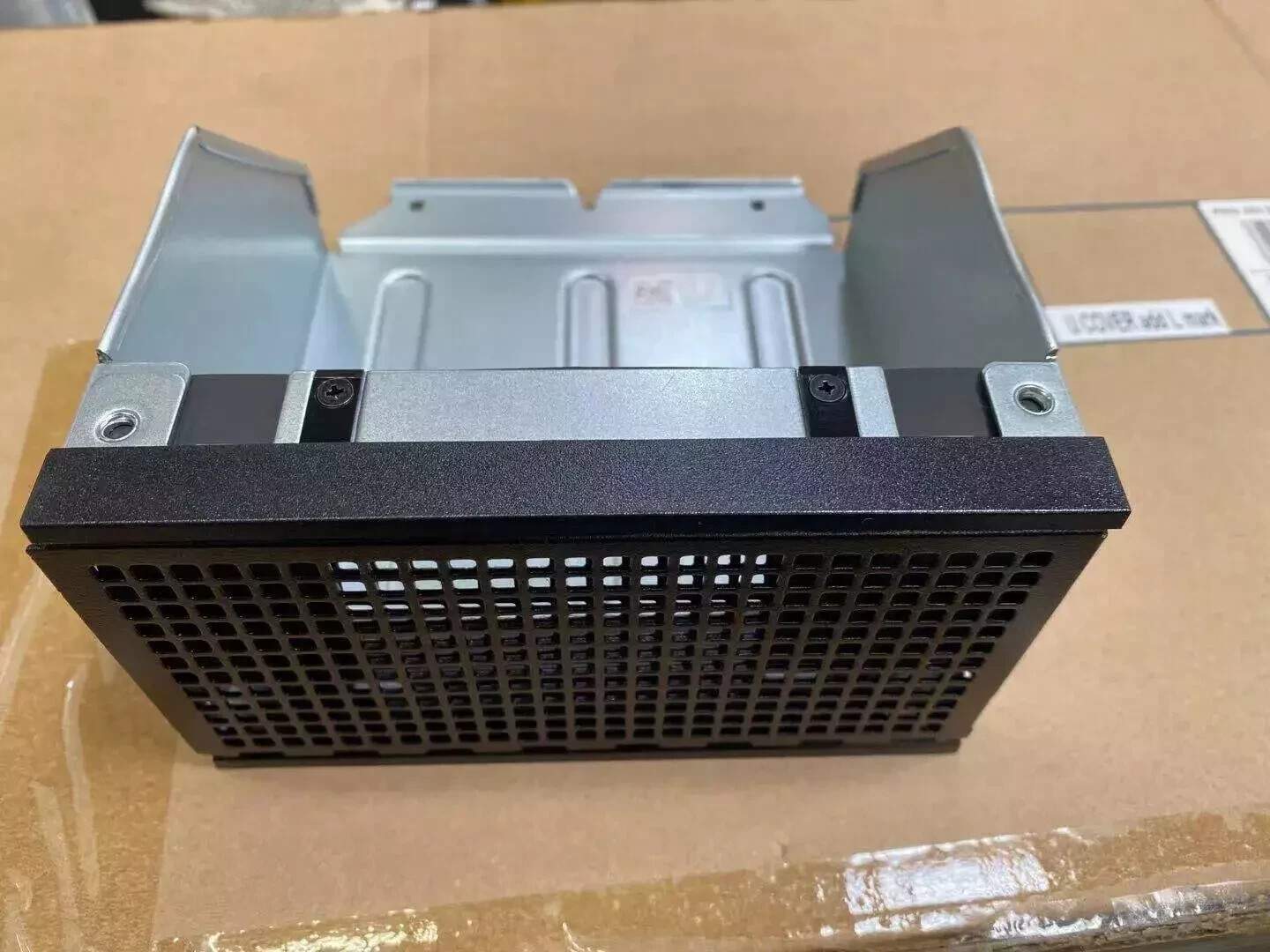 R139X Dell PowerEdge R720 8-Bay 2.5″ HDD Right Blank Filler 0R139X