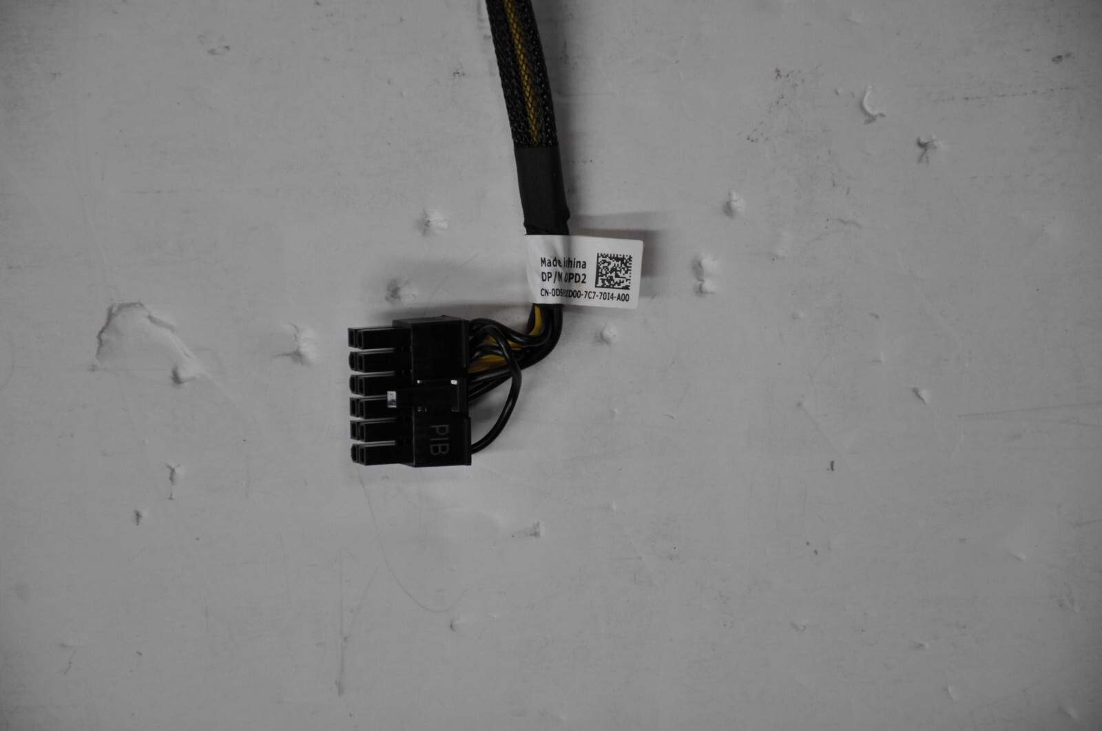 DELL – Dell PowerEdge T640 Backplane Power Cable 12-To-8 Pin – D5PD2