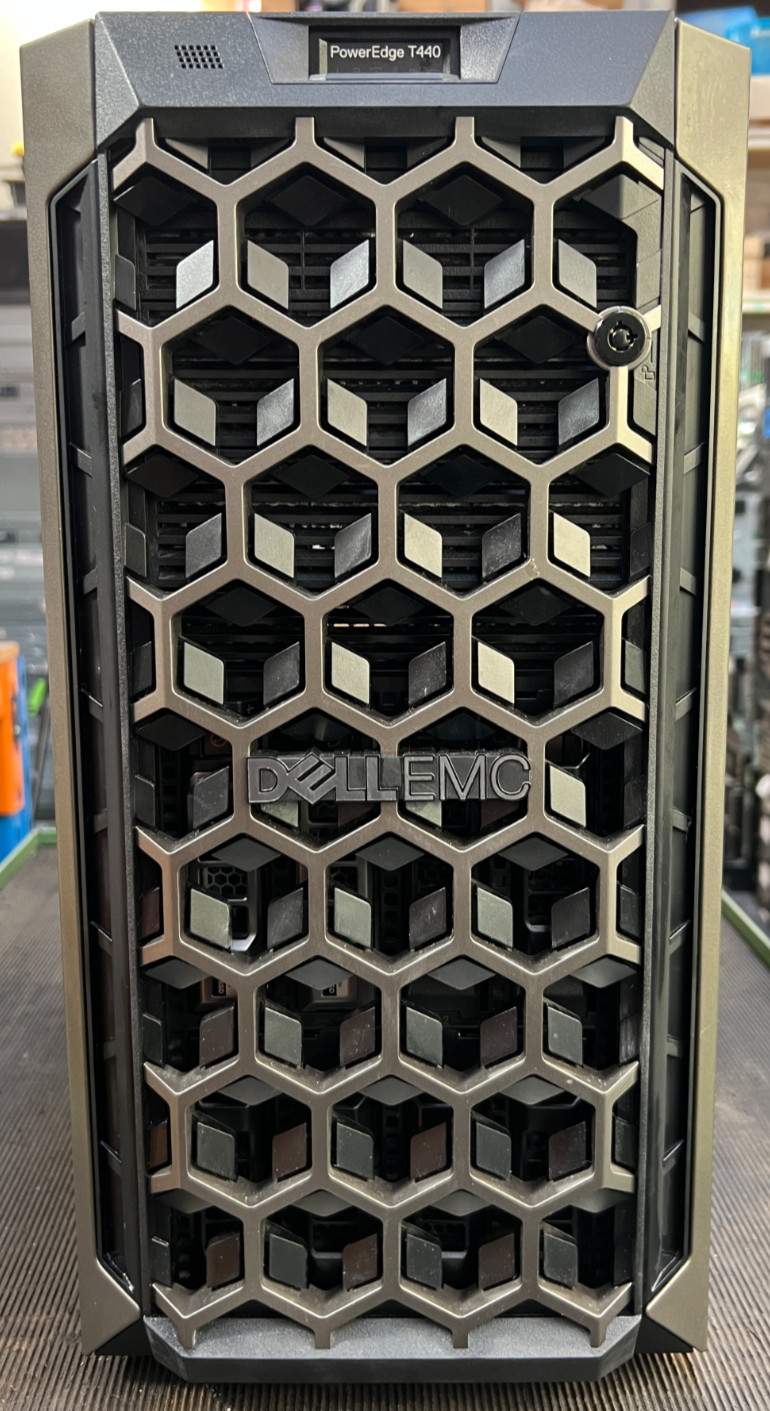 Dell EMC PowerEdge T440 Server | 2x Xeon Silver 4210R | 128GB | 1.6TB | 2x PSU