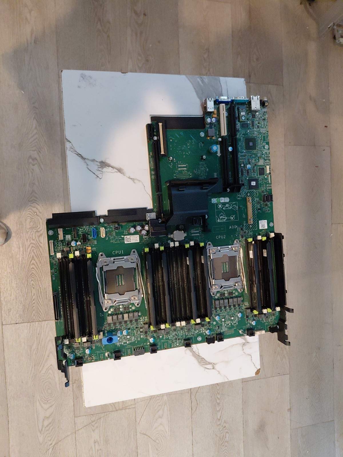 Dell PowerEdge R730 / R730xd Server Motherboard 0R59V5 – Dual Socket LGA2011-3 –