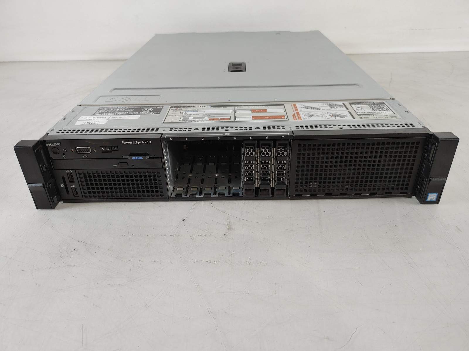 Dell PowerEdge R730 2.40 GHz Intel Xeon E5-2620 v3 32 GB DDR4 Server