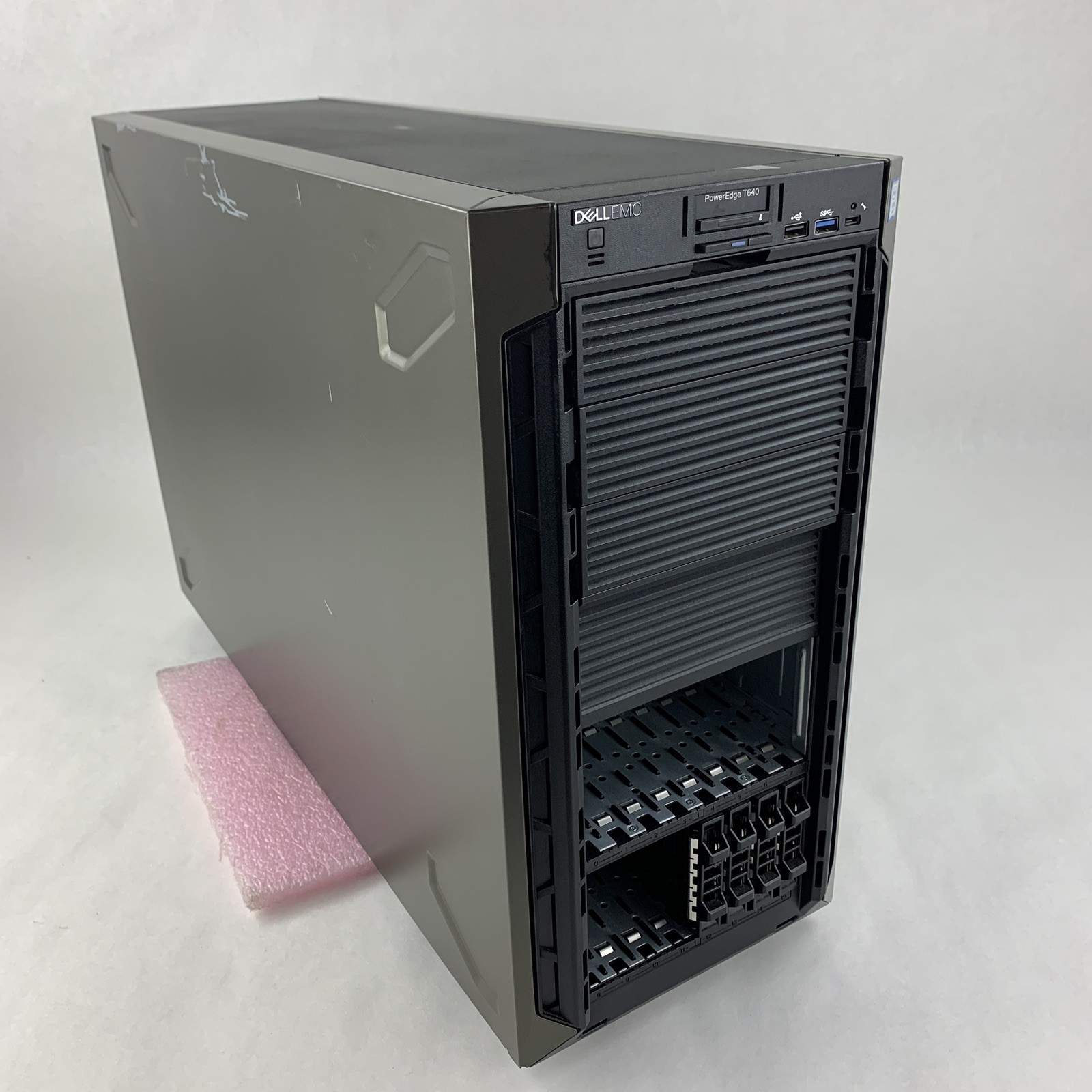 Dell PowerEdge T640 Tower Server 2x  Gold 6125 2.6 GHz  64 GB Ram No OS No HDD