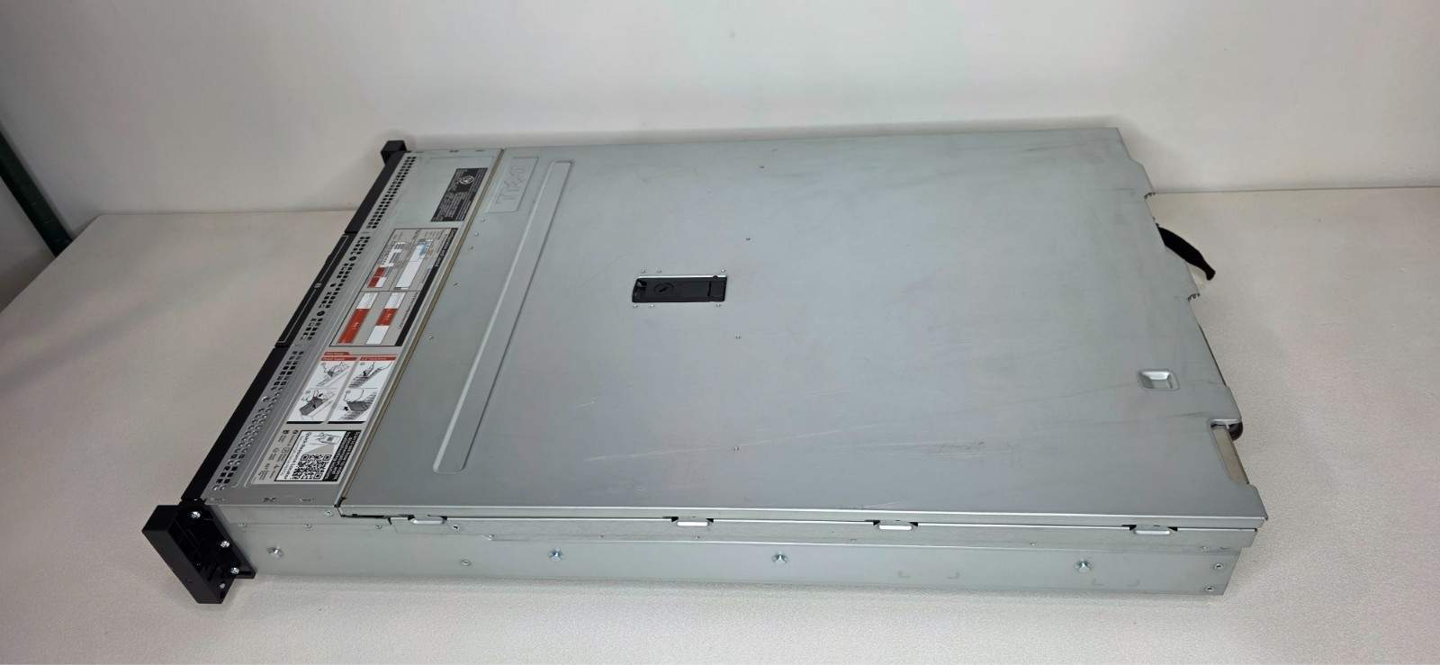 Dell PowerEdge R730 2U Xeon E5-2667 v4 3.2GHz No Ram PERC H730P No HDD Dual PS