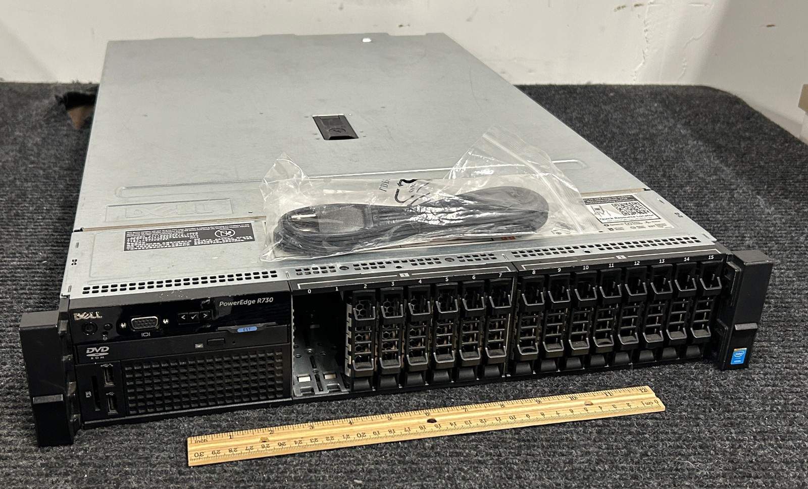 Dell PowerEdge R730 Server W 2x Intel Xeon E5-2687W V3 & 32GB RAM w/ Power Cord