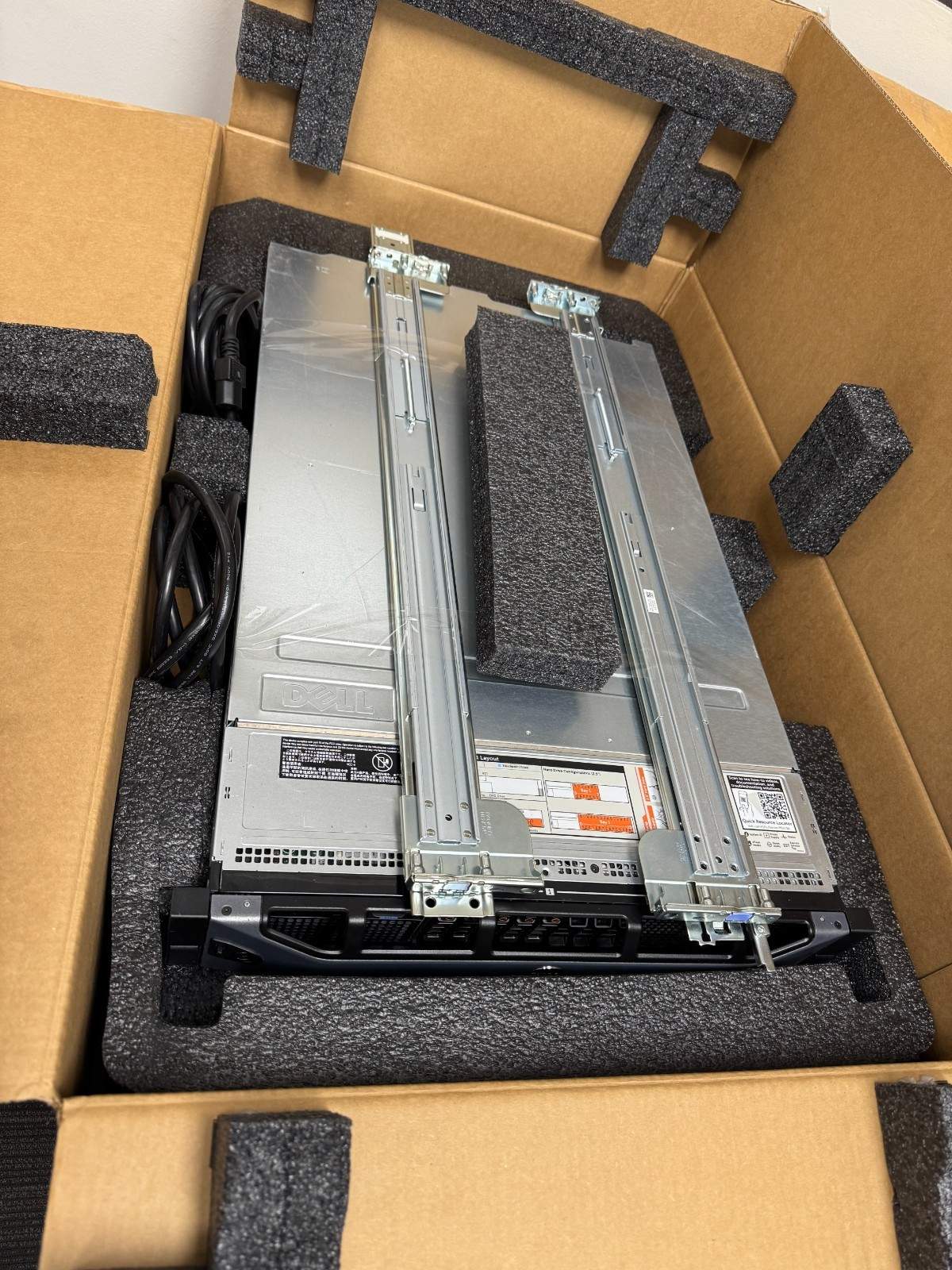 Dell PowerEdge R730 Server | 2x E5-2687W 256GB memory + 5x300GB 15K SAS drves