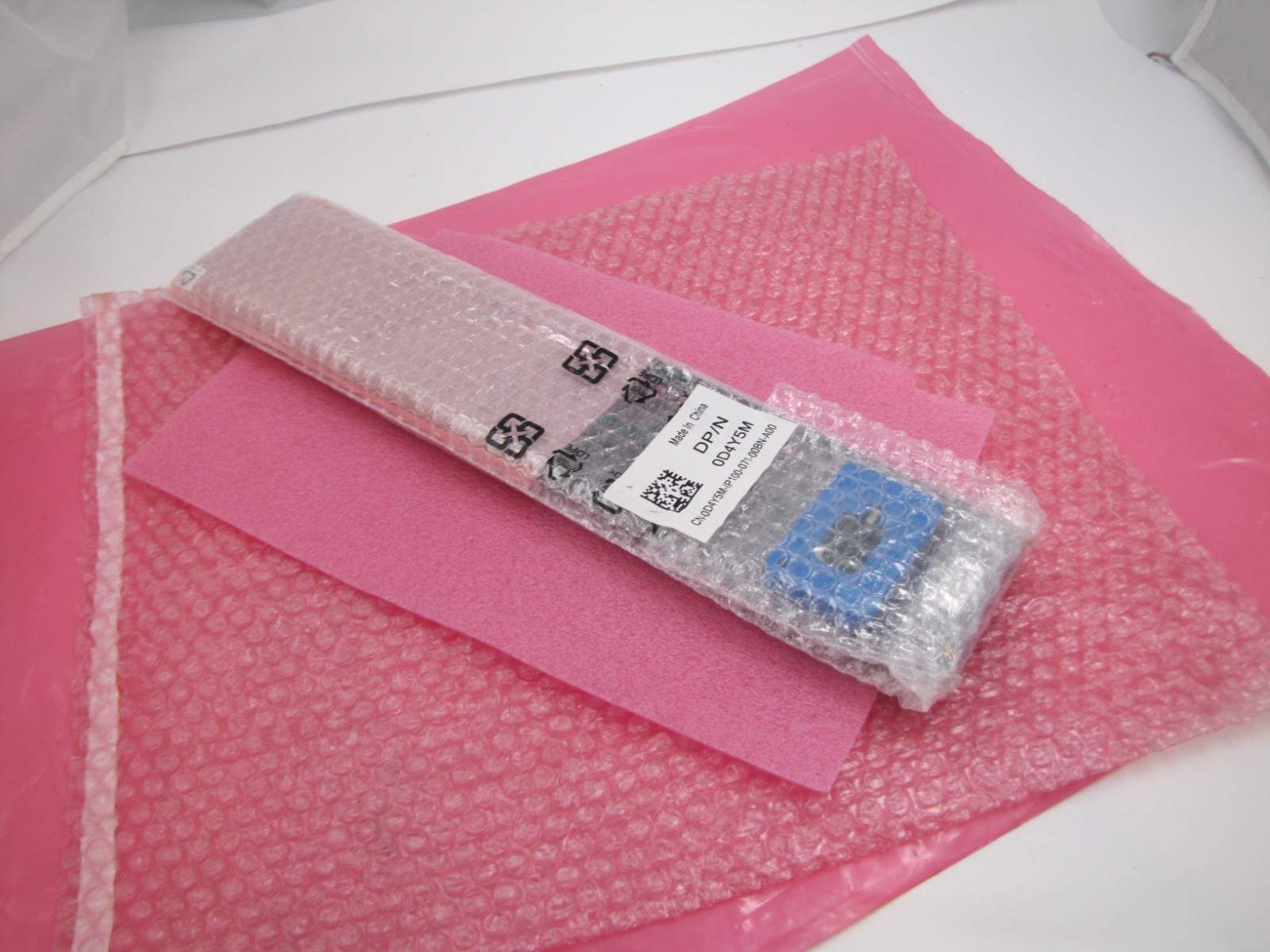 NEW Dell PowerEdge R740 Server Front Bezel w/ Key Lock 0D4Y5M D4Y5M Genuine OEM