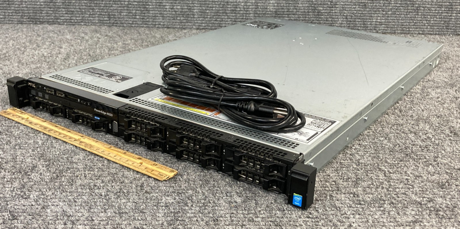 Dell PowerEdge R630 Server w/ 2x Intel Xeon E5-2660 v3, 32GB, 2x PSU & Cords