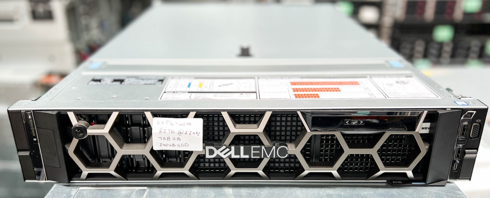 Dell PowerEdge R740 2x Platinum 8276 @2.2GHz 512GB 240GB SSD Server Rails