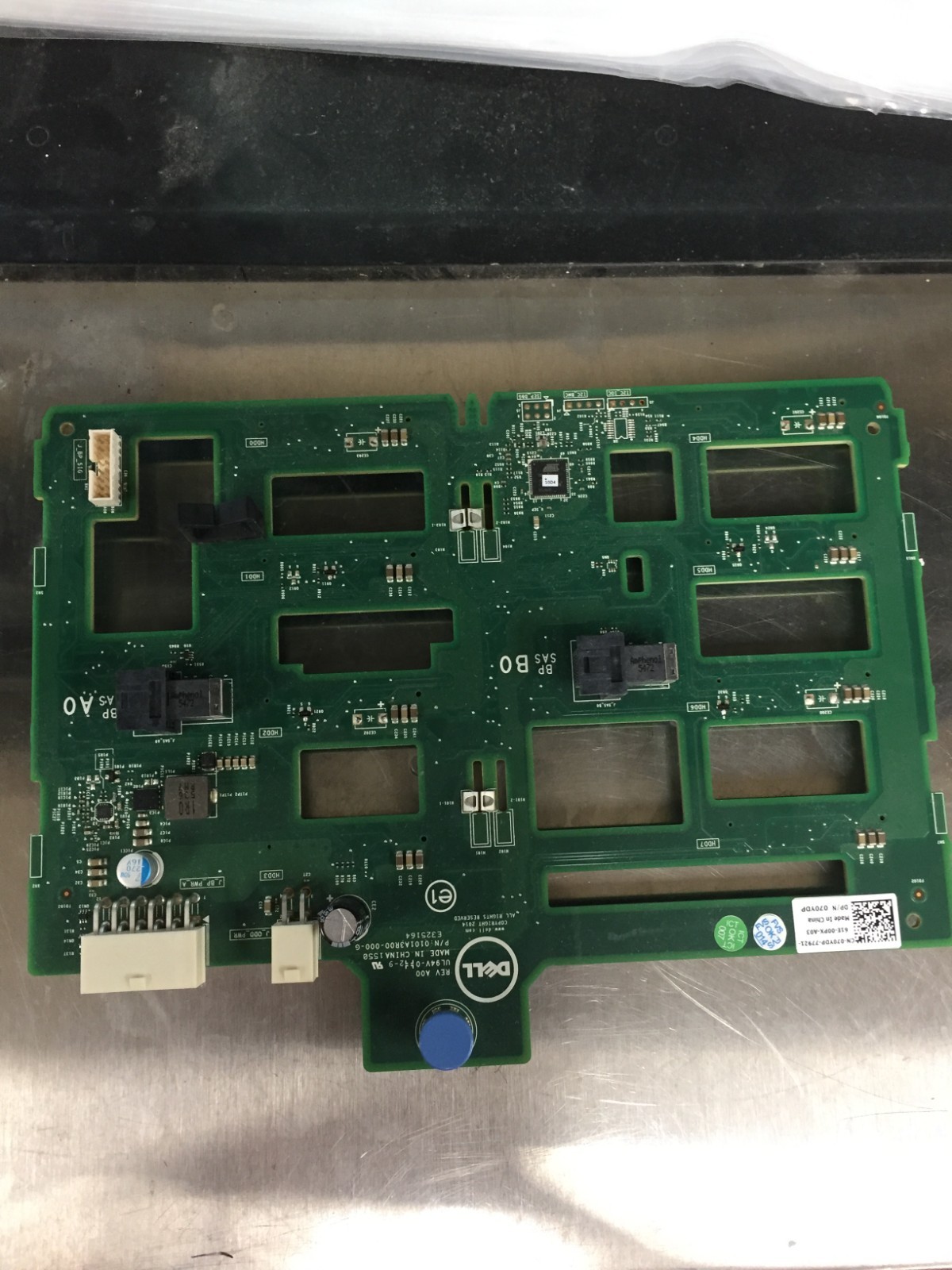 Dell PowerEdge R720XD 8-Bay SAS SATA Backplane Board 070YDP CN-070YDP