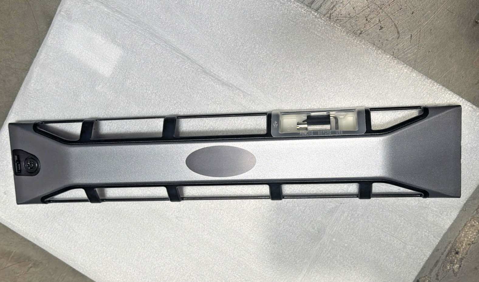 T98RT 0T98RT Dell PowerEdge R720 2U Front Security Bezel w/ keys NEW!~