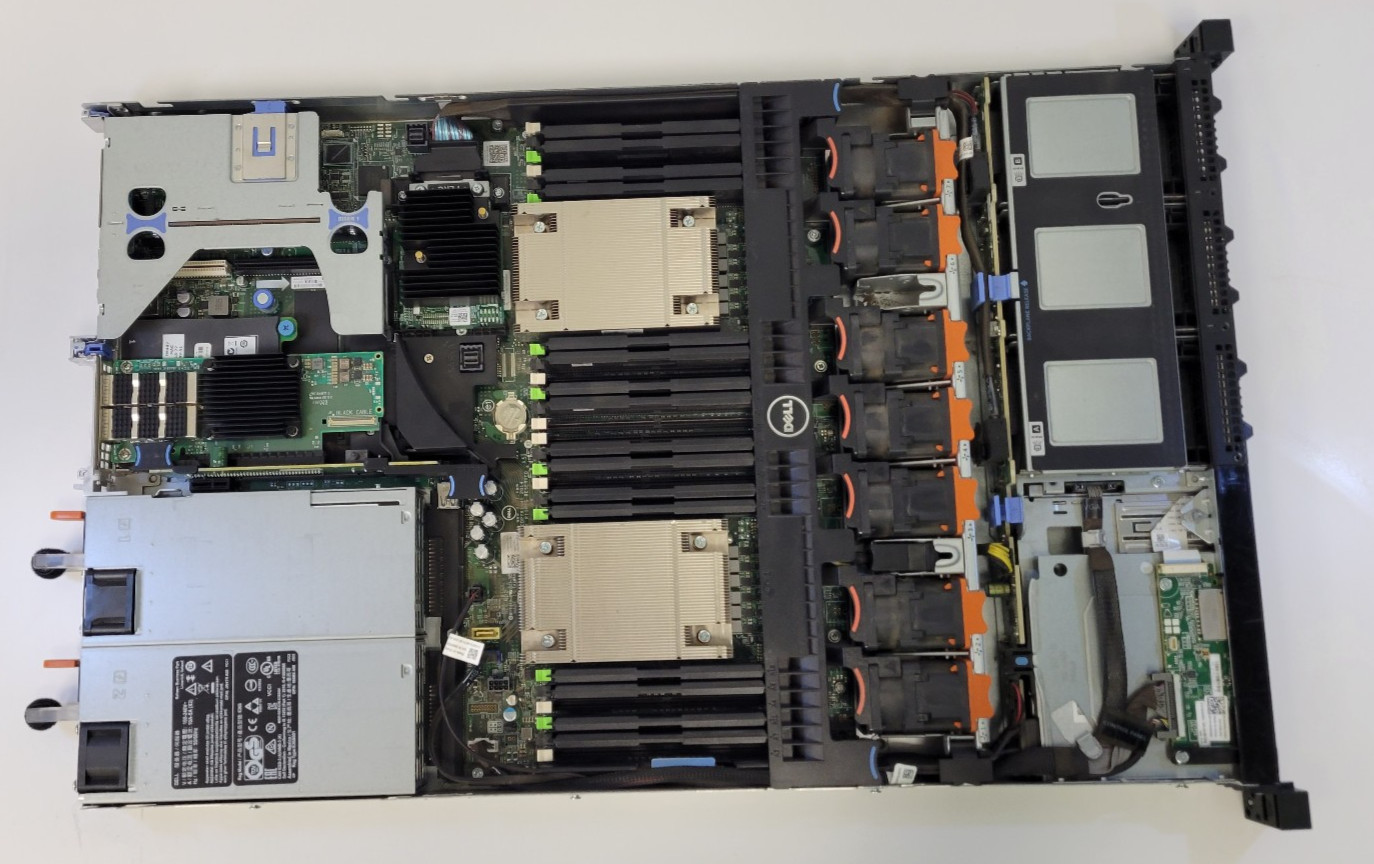 Dell PowerEdge R630 2x E5-2667 v3 3.20GHz 2x 750W PSU No HDD No RAM