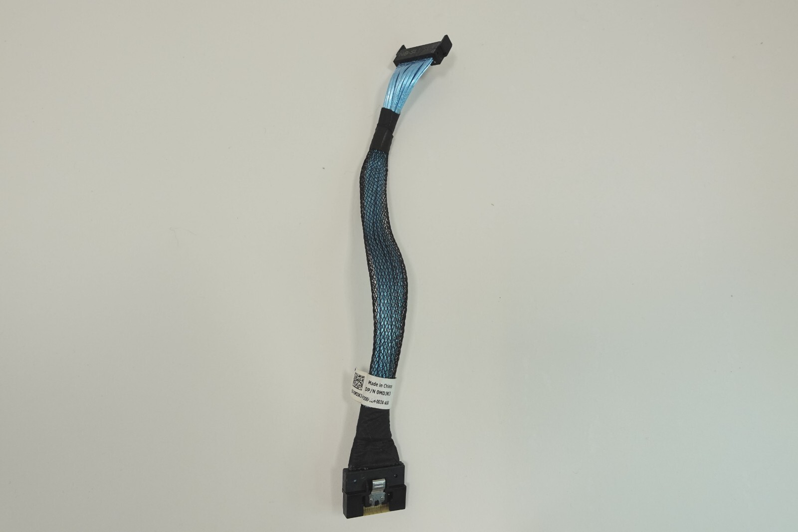 Dell MDJK3 8″ 74-Pin Ribbon Cable for PowerEdge R750 FCTRL_A to MB-SL1/SL3