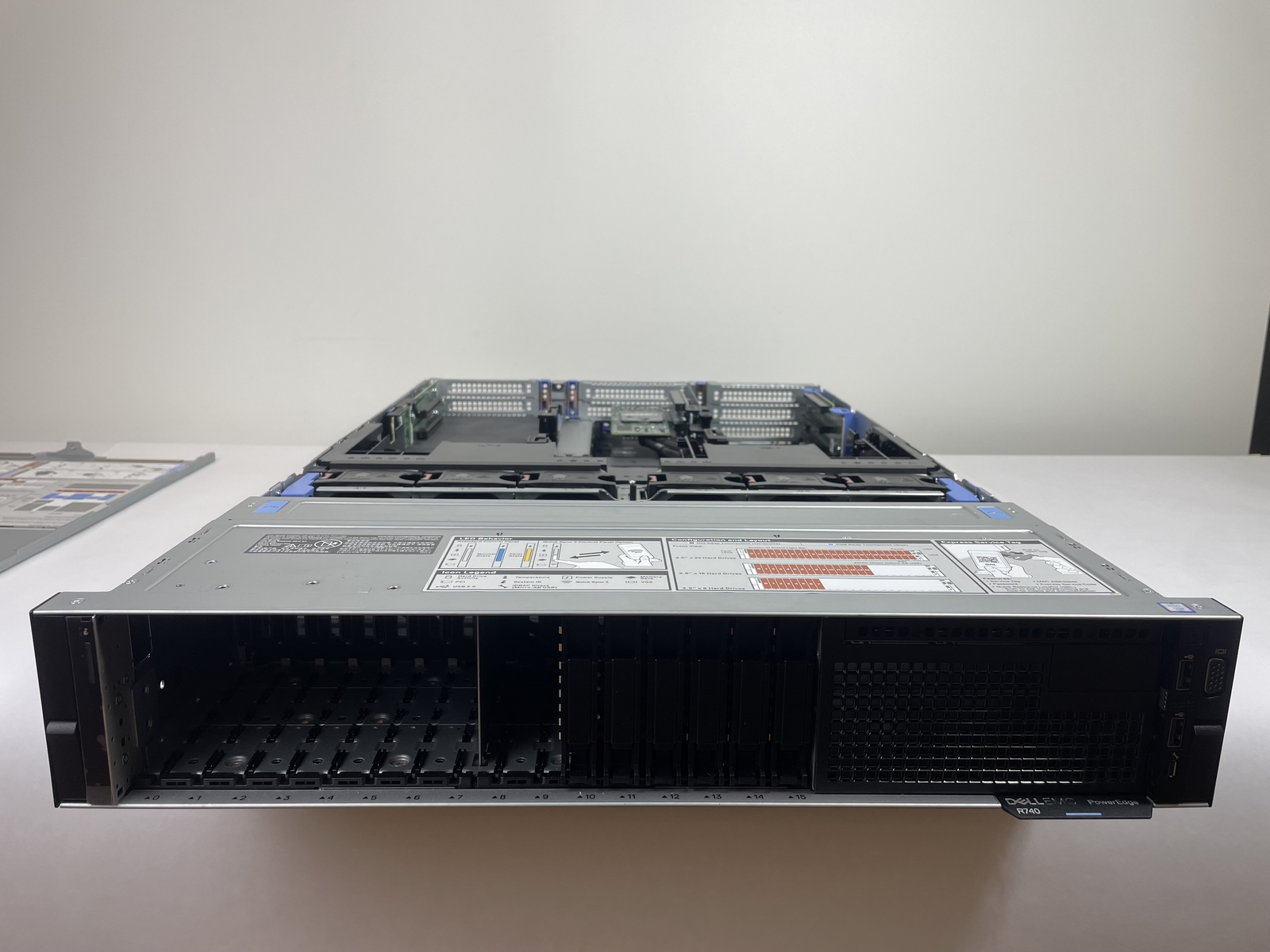 Dell R740 8B 2x Gold 6130 H330 X550-T4 E750E-S1 2x0T1WH8 No RAM/HDD